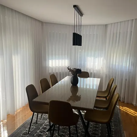 Vildana Vila *
